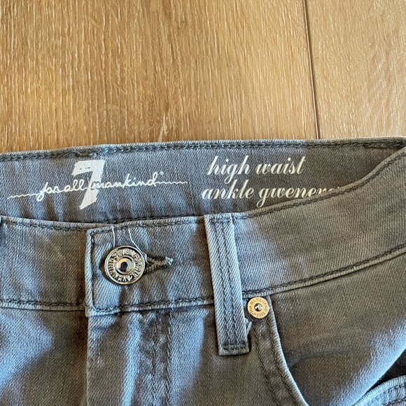 New Citizens Of Humanity High Waist Crop Grey Jeans. Size 24. - Picture 3 of 6